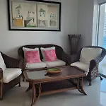 1003 Mirador Del Laguito. 2 Hab
